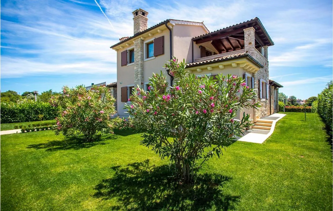 Gorgeous Home In Vodnjan With Kitchen 0*,  Croatia